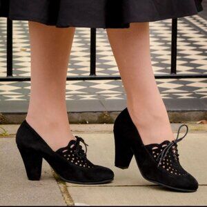 Royal Vintage / American Duchess "Alice" pumps oxfords 1940s repro vintage 7.5